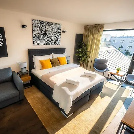 Apartamento 4 Bedrooms Casco Antiguo
